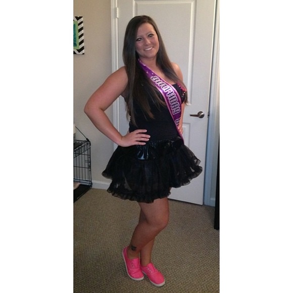 Solid black tutu. Adult size. OS. - Picture 4 of 5